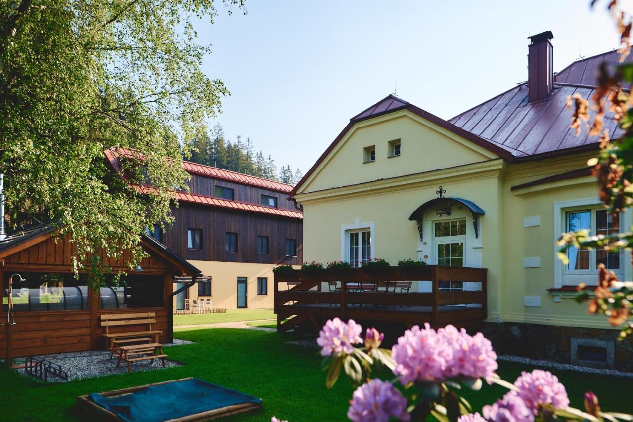 Aparthotel Stodola Na Bile Bila  Exterior foto